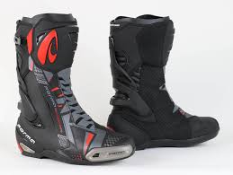 BOTAS FORMA PHANTOM BLACK / GREY / RED
