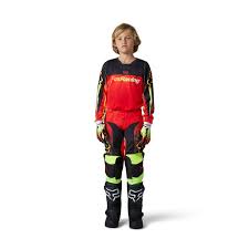 TRAJE DE NIÑO 180 YTH STATK