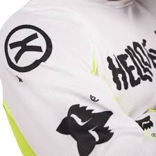 TRAJE FOX 180 HELLO FUTURE