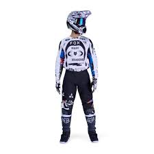 TRAJE FOX 180 IMAGE COSMO